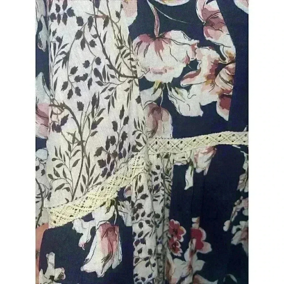 Altar'd State Floral Dress With Flared Sleeves Navy cream lace Boho Size Small - Picture 2 of 4